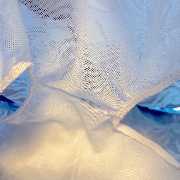 Boys Janie & jack swim trunks, adorable elephant print 🐘, adjustable waist - Picture 4 of 5